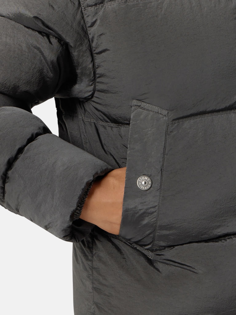 Doudoune Stone Island Nylon Metal in ECONYL® – Gris Plomb